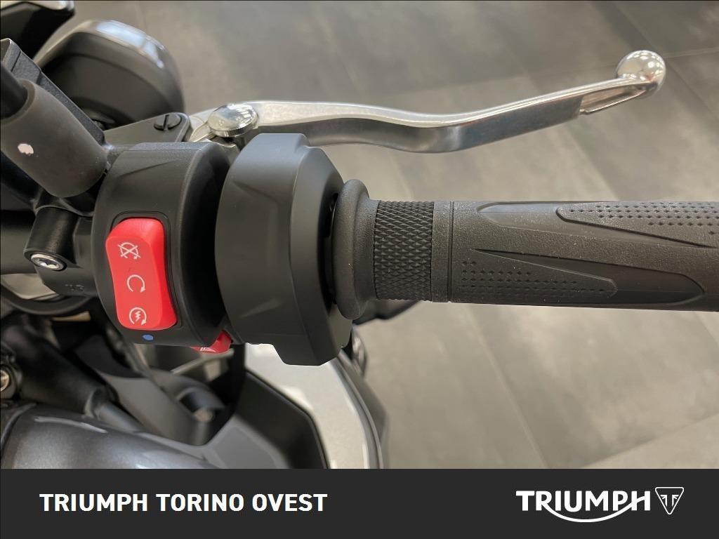 TRIUMPH Street Triple 765 R