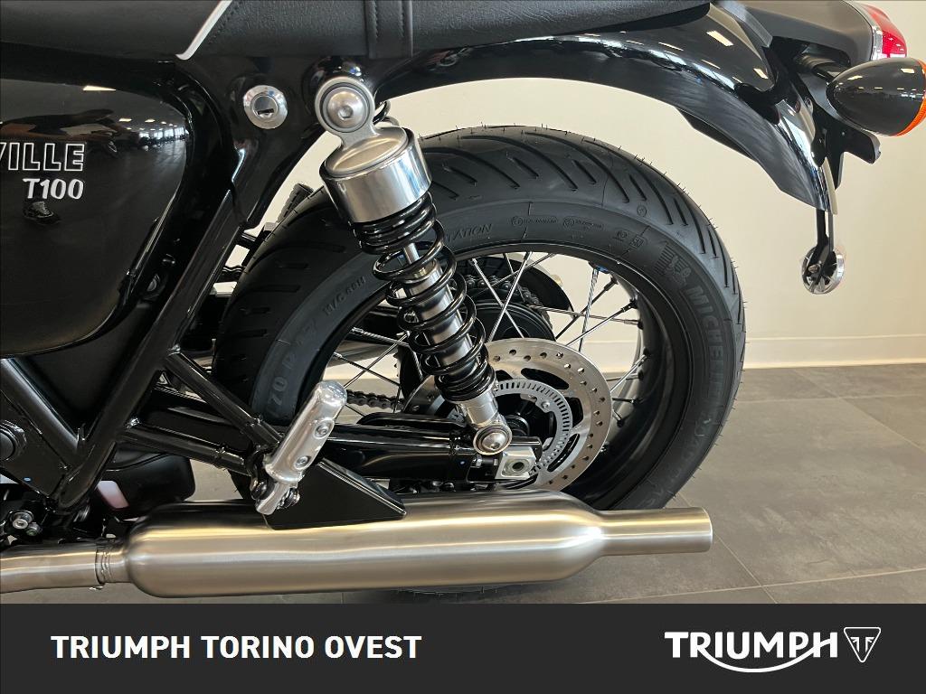 TRIUMPH Bonneville 900 T100 