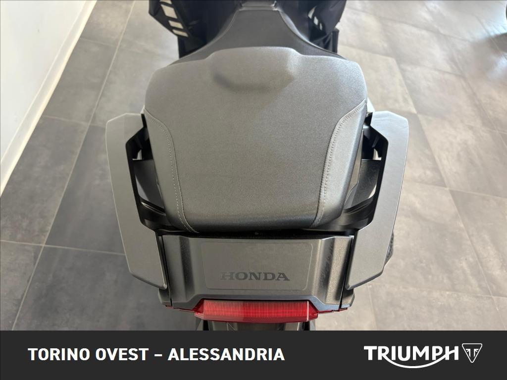 HONDA X-ADV 750 DCT Abs