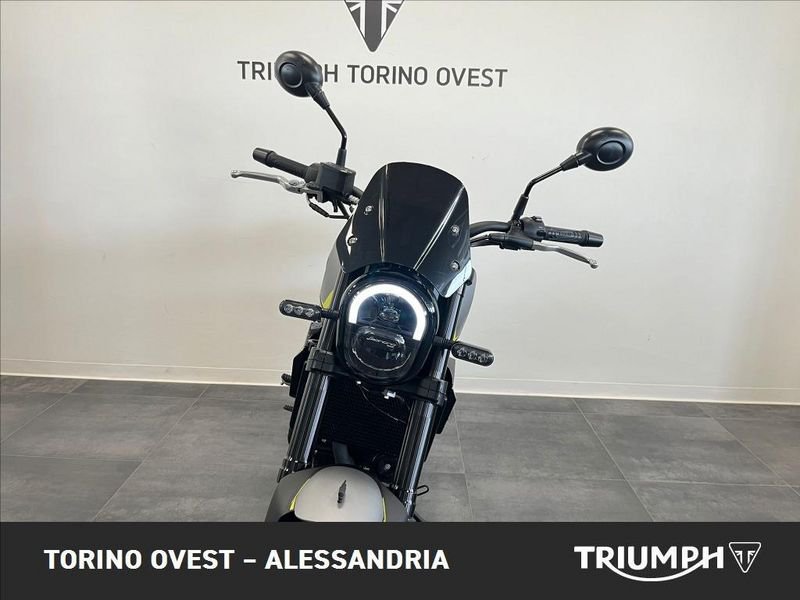 BENELLI Leoncino 250 E4