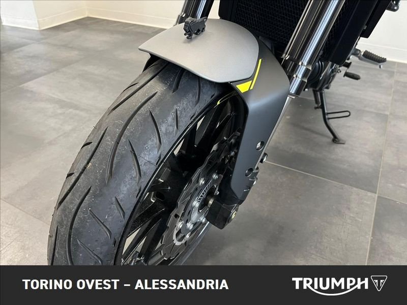 BENELLI Leoncino 250 E4