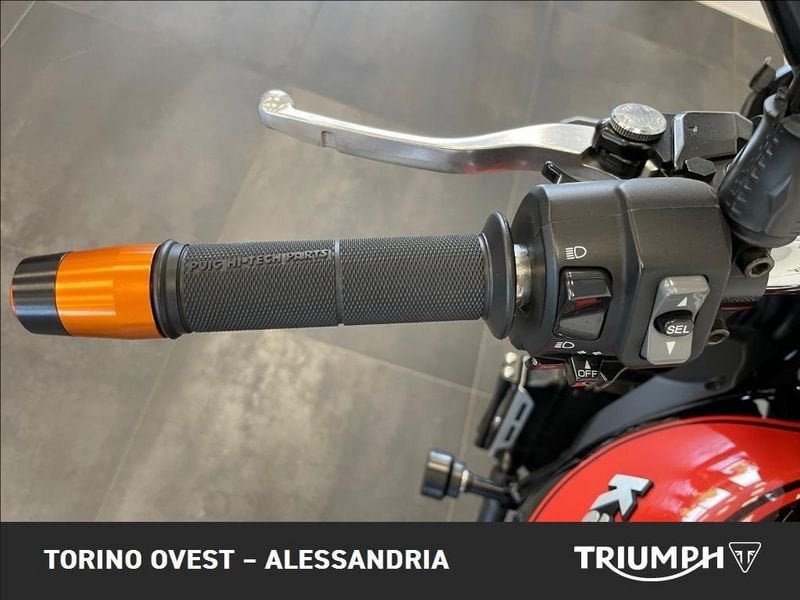 KAWASAKI Z 900 RS Orange