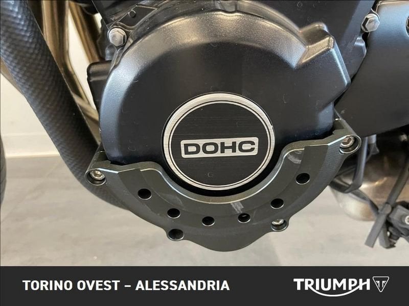 KAWASAKI Z 900 RS Orange