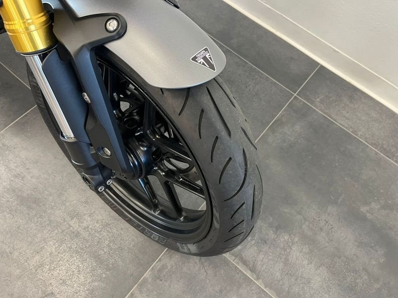 TRIUMPH Speed 400 Abs