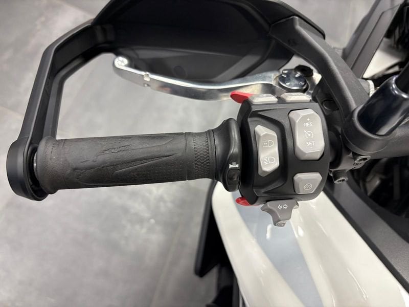 TRIUMPH Tiger 900 GT Pro Abs