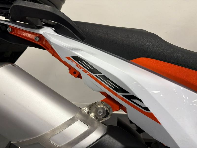 KTM 890 SMT Abs