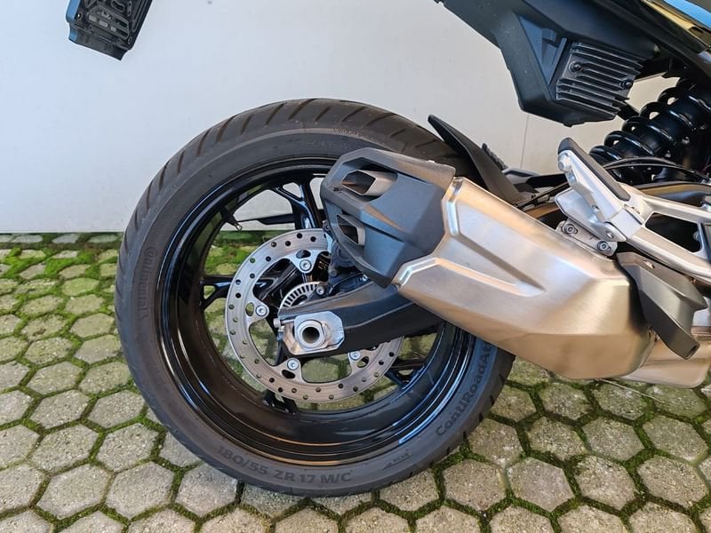 BMW F 900 XR Triple Black Abs