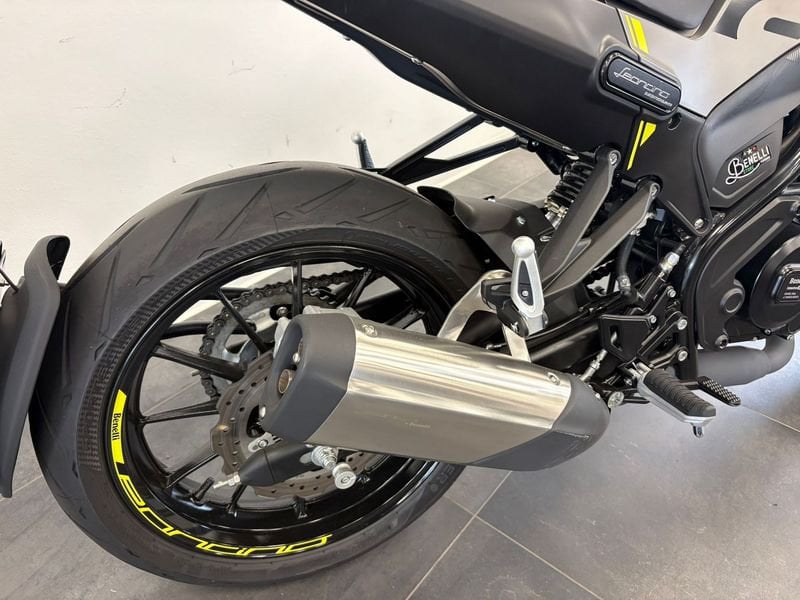 BENELLI Leoncino 250 E5
