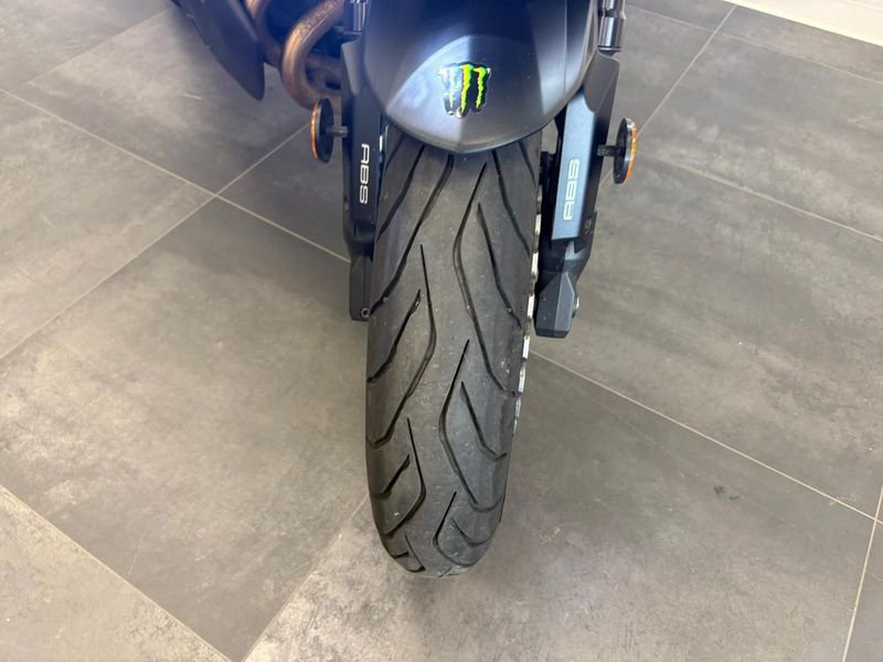 KAWASAKI Versys 650 S.E. Grand Tourer Abs