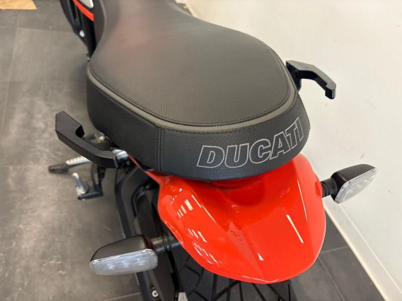 DUCATI Scrambler 800 Street Classic