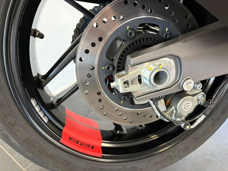 DUCATI Monster 821 Stealth