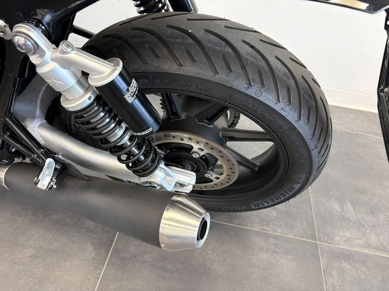 TRIUMPH Speed Twin 900 Pure White/Blue/Orange Abs