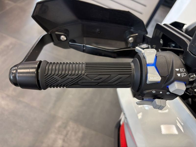 BENELLI TRK 702 X abs