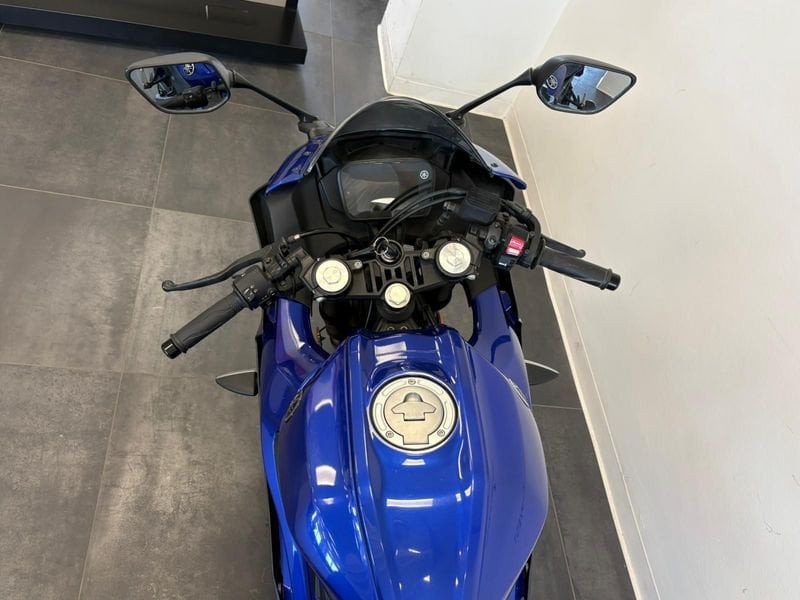 YAMAHA YZF R125 R 125 Abs