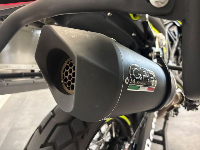 BENELLI TRK 702 X abs