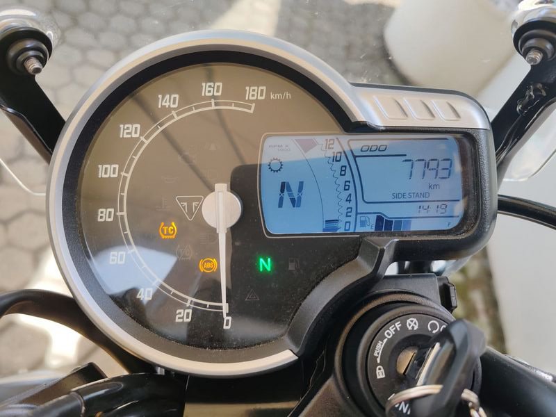 TRIUMPH Speed 400 Abs