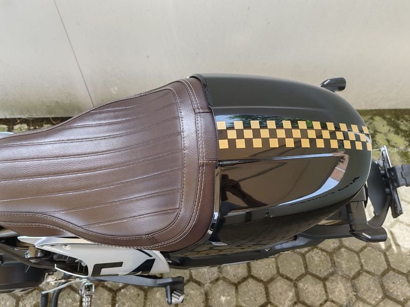 DUCATI Scrambler 800 Cafe Racer