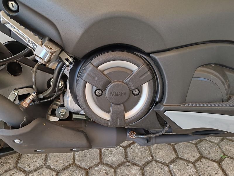 YAMAHA T-Max 560 Tech Abs