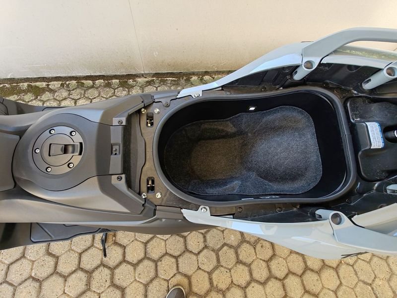 YAMAHA T-Max 560 Tech Abs