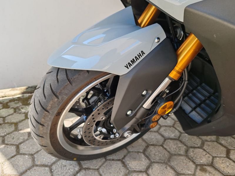 YAMAHA T-Max 560 Tech Abs