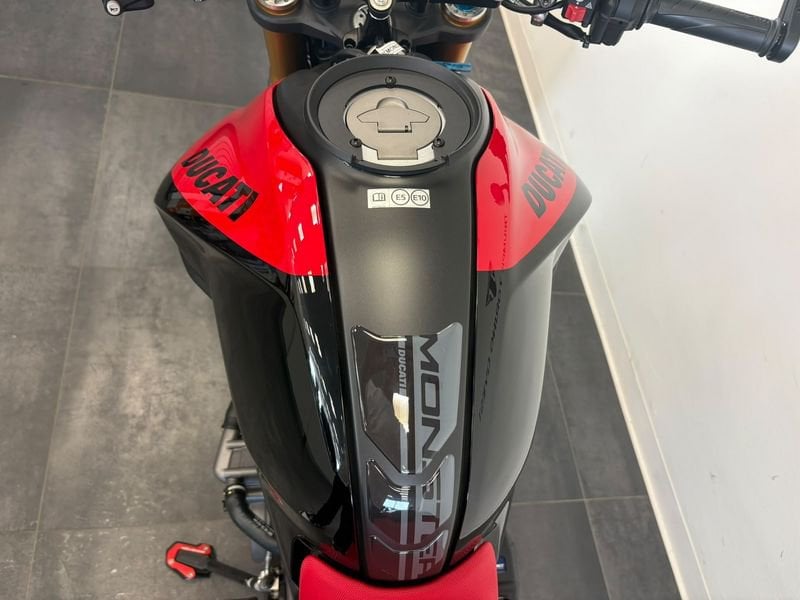 DUCATI Monster SP 937 