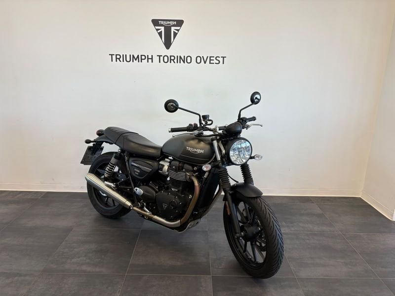 TRIUMPH Street Twin 900 
