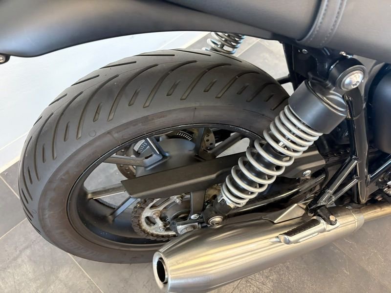 TRIUMPH Street Twin 900 