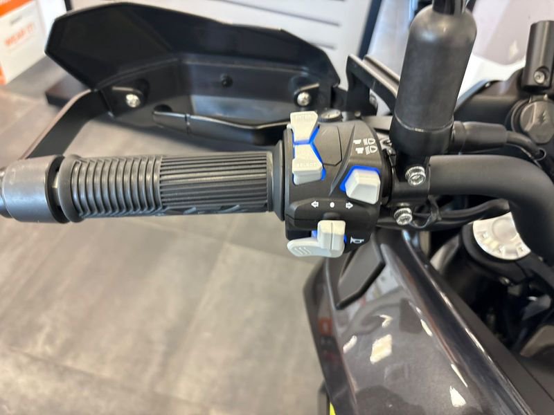 BENELLI TRK 702 X abs