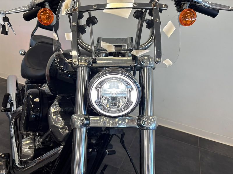 HARLEY-DAVIDSON Softail Standard 107 1745 1.8 Vivid Black