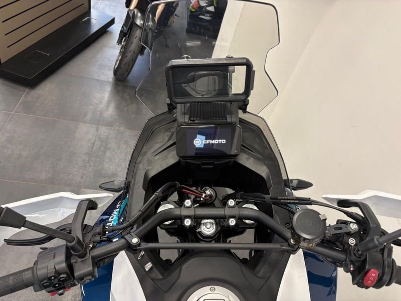 CFMOTO 700 MT ADV Abs E5+