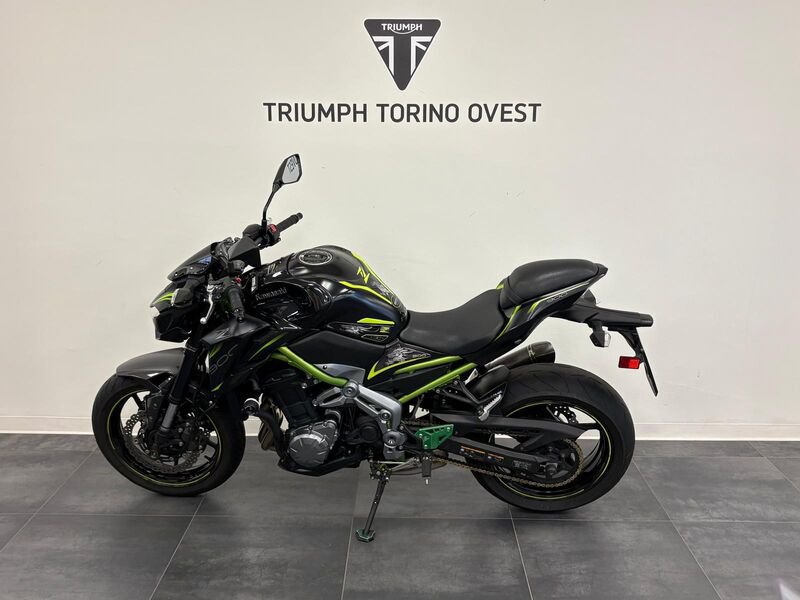 KAWASAKI Z 900 Performance