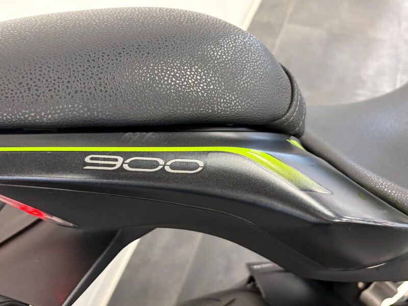 KAWASAKI Z 900 Performance